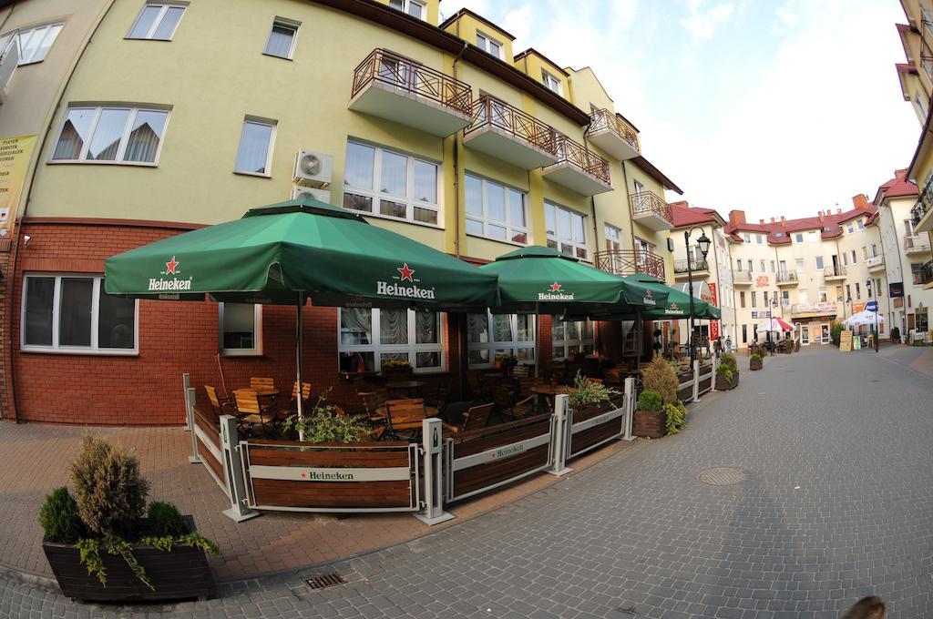 Secession Hotel Leczna Exterior photo